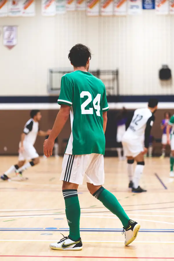 Match de futsal — duel de joueurs